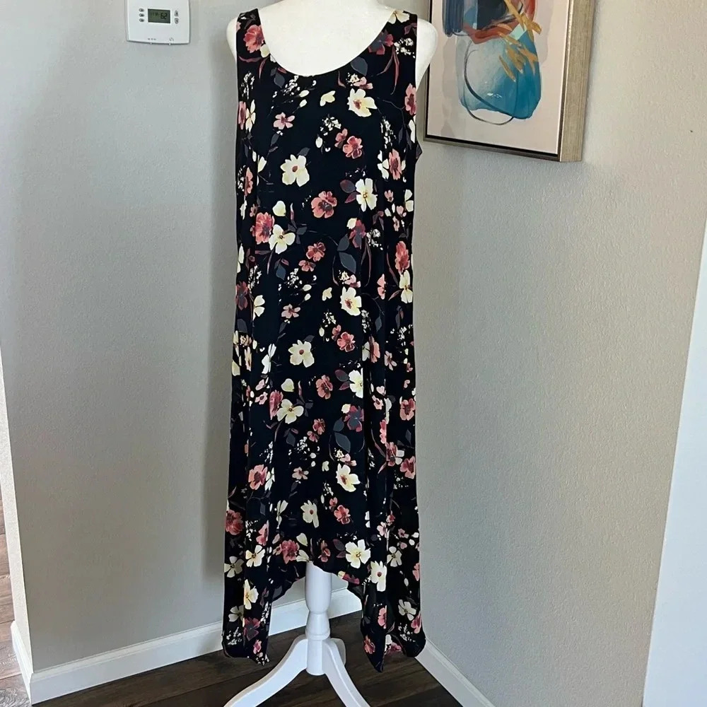 NWT Revolve Three Eighty Two MIDI Hankerchief Floral Womens Dress Size L